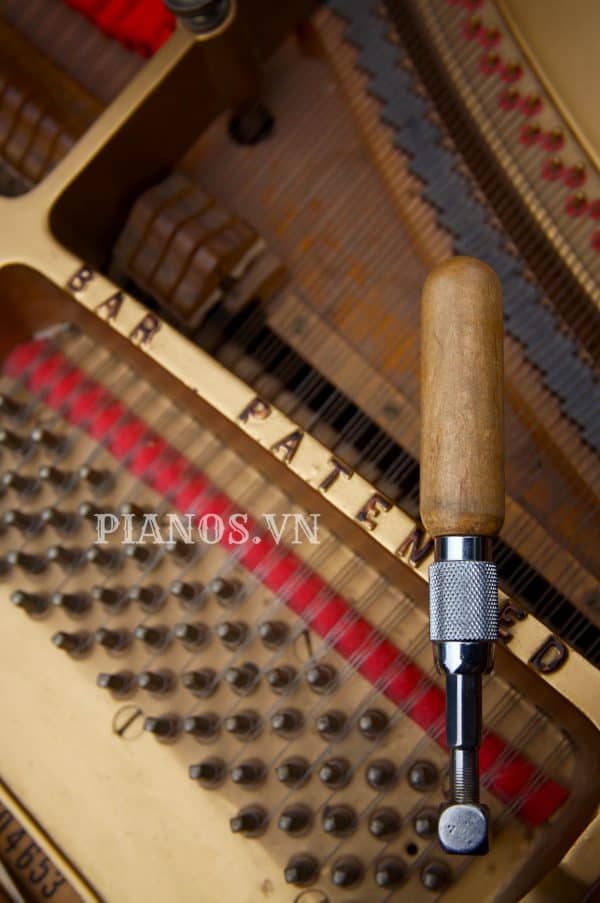 Lên Dây đàn Piano Hà Nội